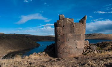 Ein Grabturm der Chullpas von Sillustani bei Puno